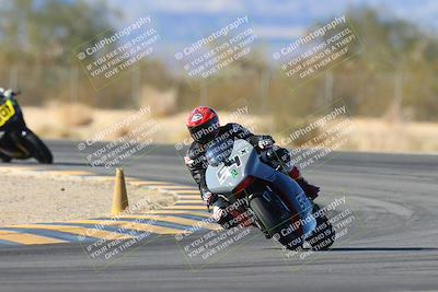 media/Jan-10-2025-CVMA Friday Practice (Fri) [[489e0da257]]/Group 4 and Trackday/Session 5 (Turn 7)/